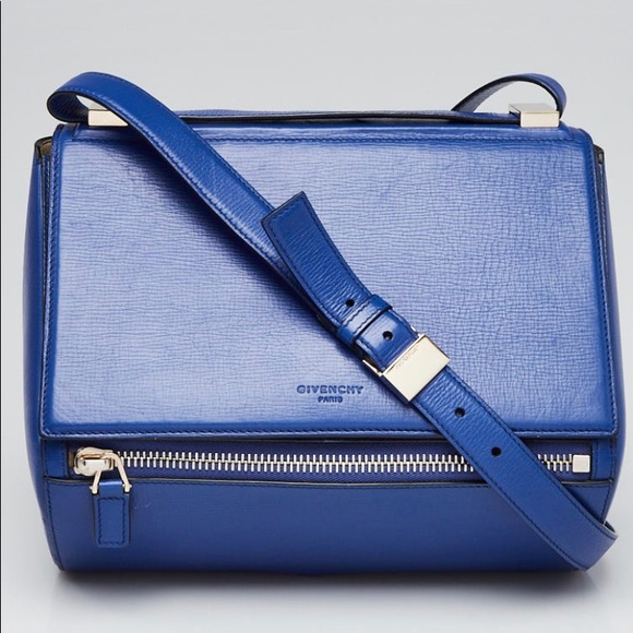 Givenchy Handbags - 🎉HOST PICK Givenchy Pandora Box bag MEDIUM